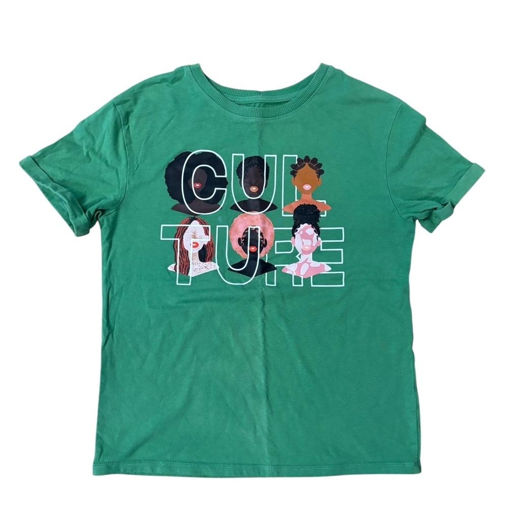 Kids “Culture” Graphic Tee in Green S. 10/12